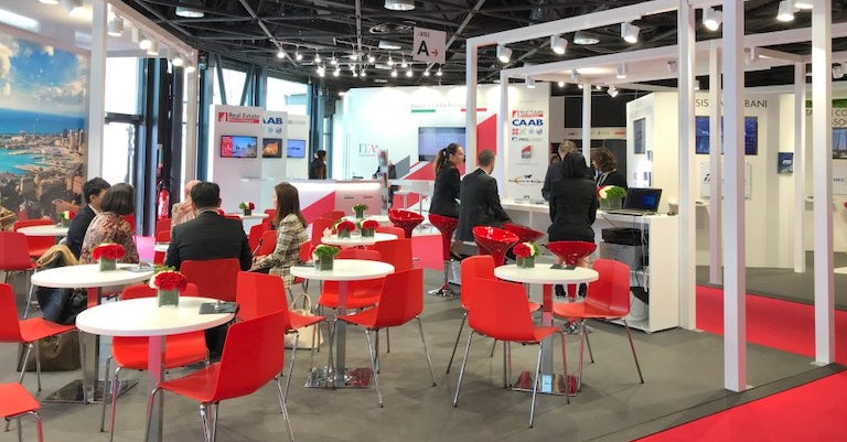 Effective Networking Tips for Trade Shows